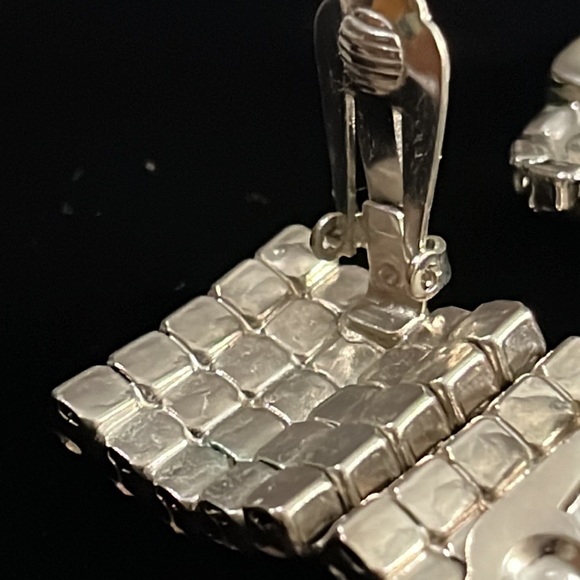 Two pairs Vtg Rhinestone/crystal Sliver Tone clip on Earrings - Picture 9 of 10